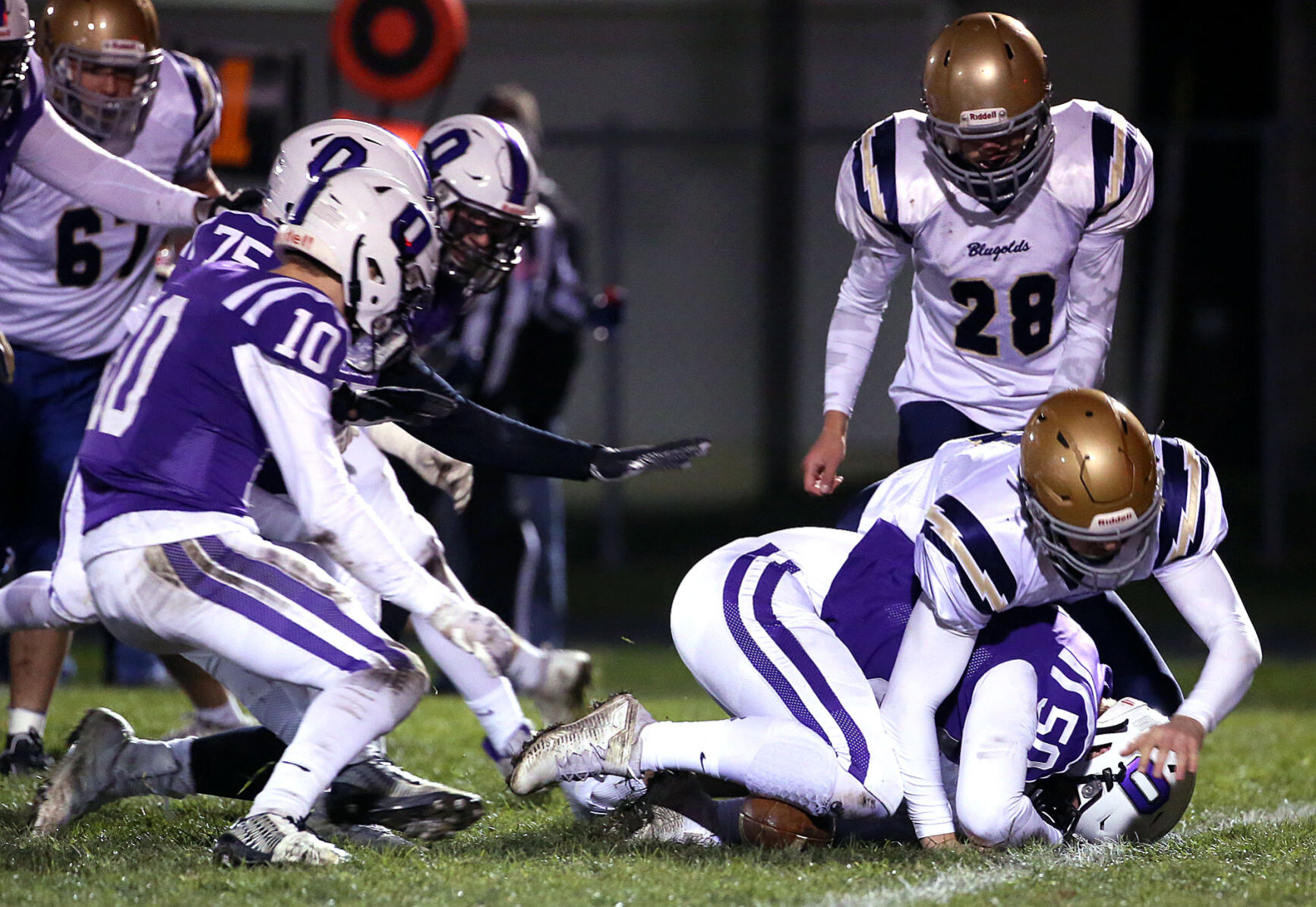 October 30: Aquinas vs Onalaska